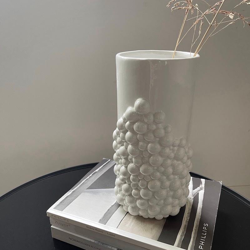 Nordal / NAXOS vase L white 花瓶 陶器 白 フラワーベース w10.5cmxh25cmの画像
