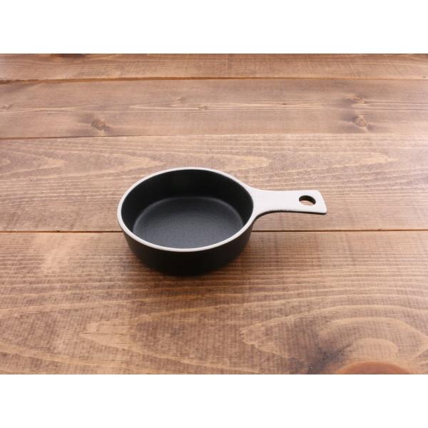 フライパンプレート 9cm 小皿 プレート お皿 皿 おしゃれ 洋食器 食器 豆皿 薬味皿 珍味皿 フルーツ皿 菓子皿 小さい皿 カフェ風 44 015 テーブルウェア イースト 通販 Yahoo ショッピング