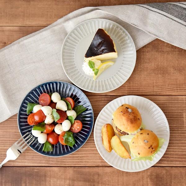 しのぎストライプ リムプレート 丸15cm 中皿 取り皿 サラダ皿 ケーキ皿 デザート皿 パン皿 副菜皿 銘々皿 皿 お皿 モダン おしゃれ カフェ食器 カフェ風 Ic 028 テーブルウェア イースト 通販 Yahoo ショッピング