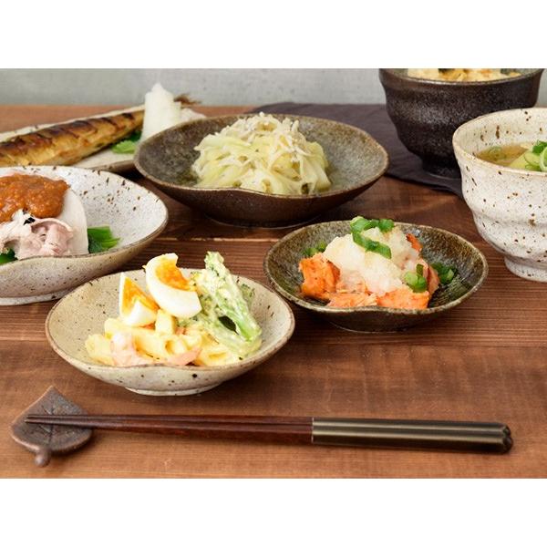 変形三角小皿 13cm 和食器皿 プレート 取り皿 中皿 サラダ皿 副菜皿 前菜皿 漬物皿 珍味皿 一品料理 変形皿 :kg-006:EAST table 旧テーブルウェアイースト - 通販 - Yahoo!ショッピング 変形三角小皿 13cm 和食器皿 プレート 取り皿 中皿 サラダ皿 副菜皿 前菜皿 漬物皿 珍味皿 一品料理 変形皿 :kg-006:EAST table 旧テーブルウェアイースト - 通販 - Yahoo!ショッピング