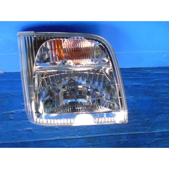 マツダ CW系 プレマシー　ラフェスタ　ヘッドライト　左右 ハロゲン マツダ マツダ CW系 プレマシー ラフェスタ ヘッドライト 左右
