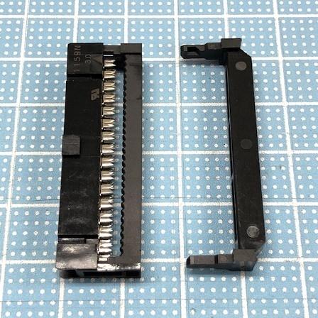フラットケーブルコネクタ XG4M-3030-T(リリーフ付セット品) : テクノ