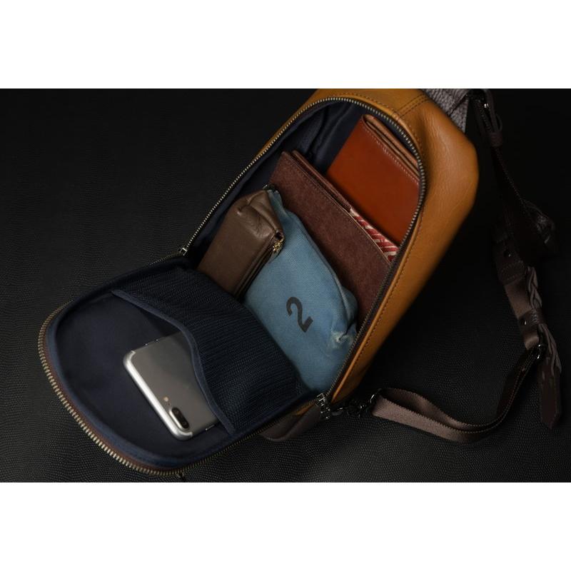 豊岡鞄 ボディバッグ メンズ 本革 縦型 メンズボディバッグ 牛革