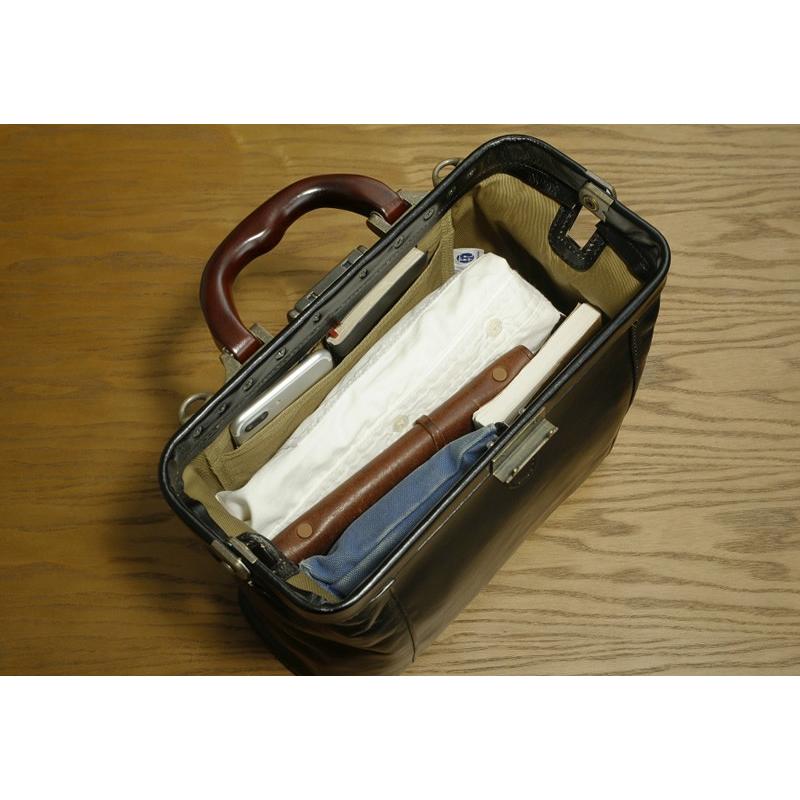 SADDLE 牛革ミニダレスバッグ 木製ハンドル ブラック メンズ ダレス