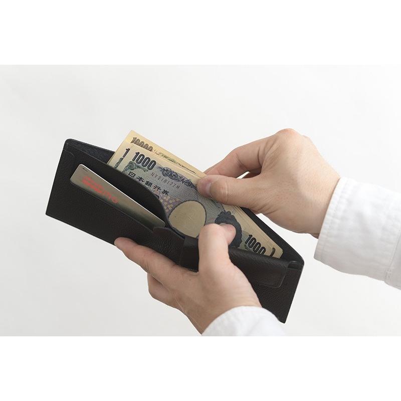 sugata 二つ折り財布 収める納まる ハーフウォレット  メンズ 財布 スマート カード たくさん 入る 薄型 収納 便利 新聞 掲載 薄い  【送料無料】 sugata 二つ折り財布 収める納まる ハーフウォレット メンズ 財布