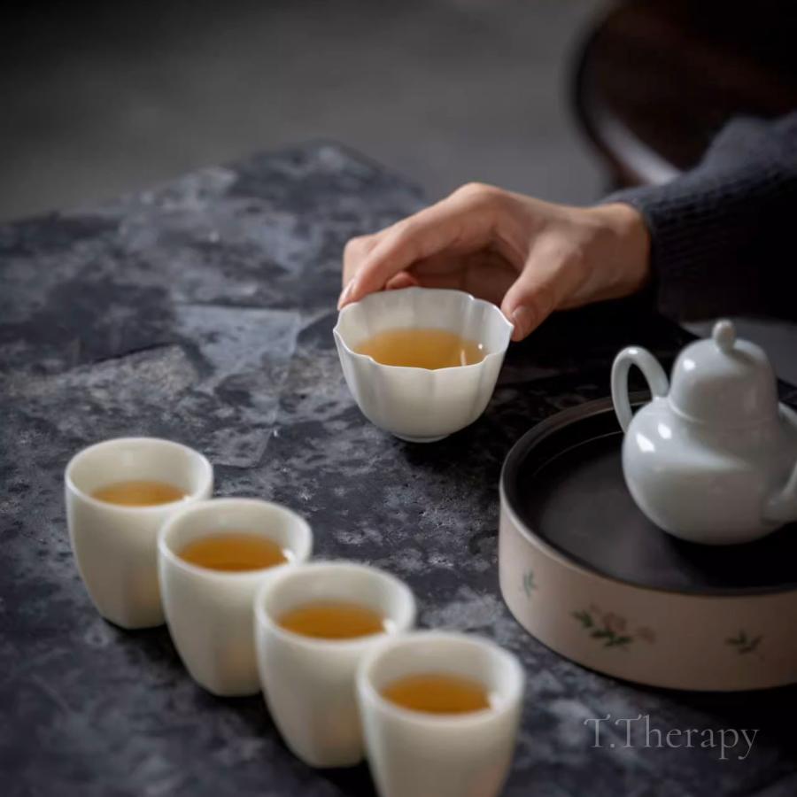 高級 手作り白磁 茶碗 中国茶器 台湾 茶道具 品名杯ちゃわん（輪花 青