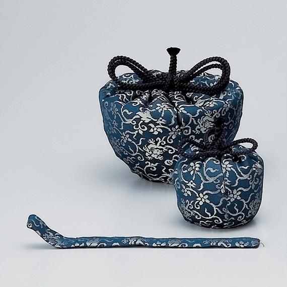 茶道具 茶箱 紹＆#40407;緞子 ( じょうおうどんす ) 三ツ組仕服