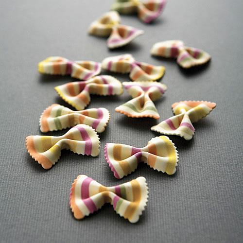 パドンニ Padonni パスタ ストライプ小さい蝶ちょ CP-01 カラフルパスタ リボン クリスマス プレゼント お弁当 出産内祝い お返し 手土産 |  | 01