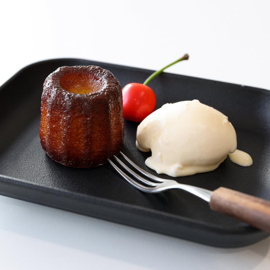 食べられない カヌレ お菓子 製菓 焼き菓子 焼菓子 食品サンプル