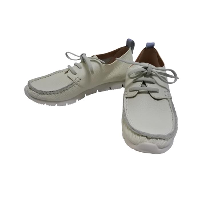 arui_toe 3955 オフホワイト 本革コンフォートモカシンデッキシューズ 