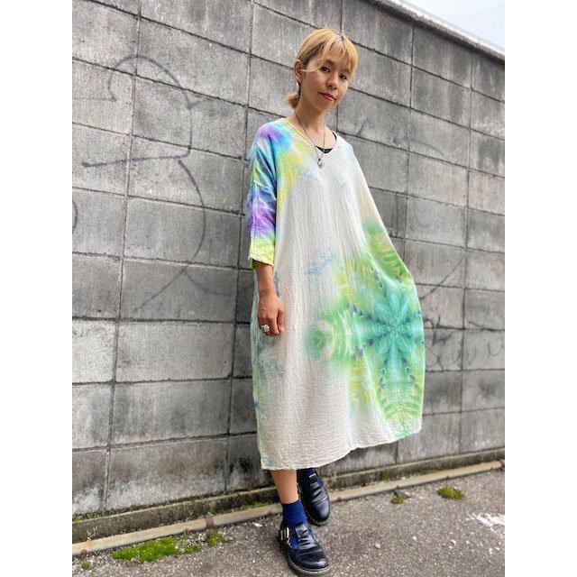 高速配送 タイダイ染めロングワンピースイエローベージュのムラ染めに 幻想的な大曼荼羅hd13 コットンワンピース Redbayacres Com