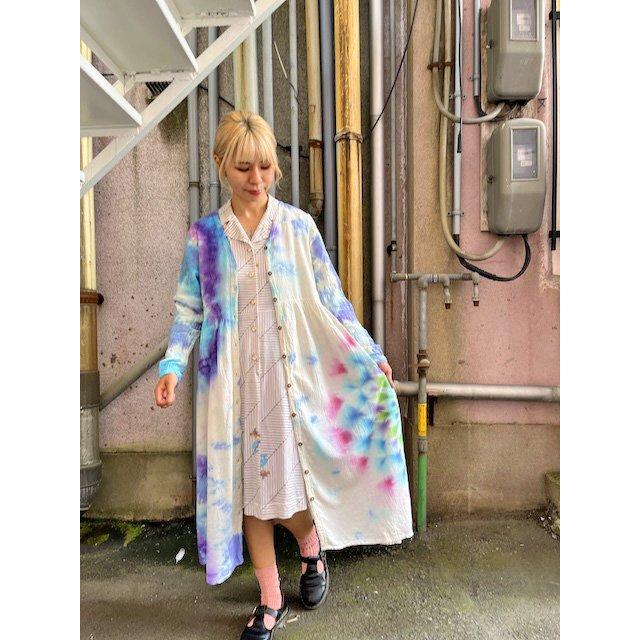 タイダイ染め 前開きのロングワンピース 空や風を映す湖面カラーに幻想的で華やかな大曼荼羅 Century21sgr Com