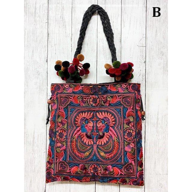 モン族 刺繍 ショルダーバッグ 【全3色】 : 旅空 tabisora モン族 刺繍 ショルダーバッグ 【全3色】 : 旅空 tabisora