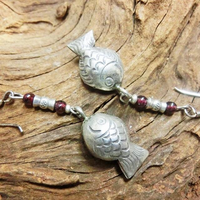 ピアス シルバーピアス カレン族 カレンシルバー チャーム 魚  