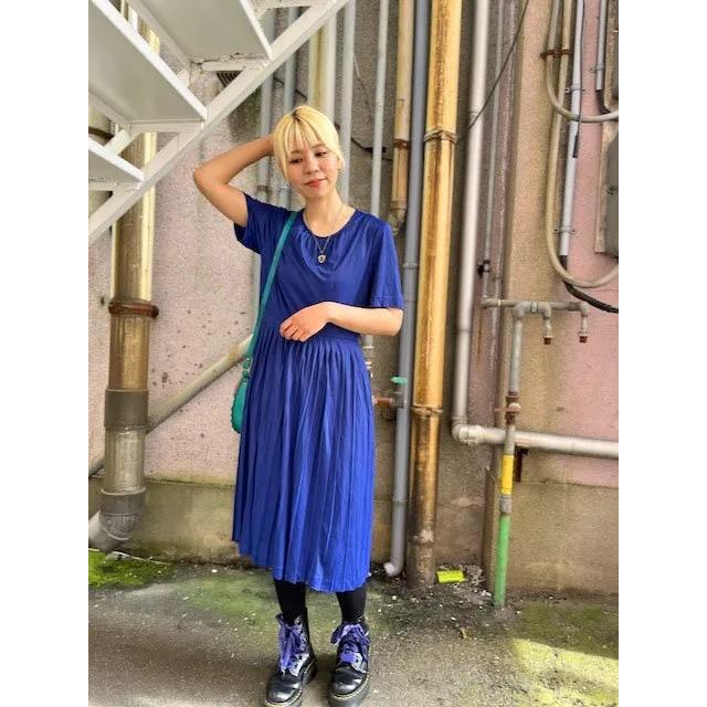 青いプリーツ半袖ひざ丈ワンピース 接触冷感 冷感 ワンピース プリーツ Aライン 夏ワンピース 春 夏 秋