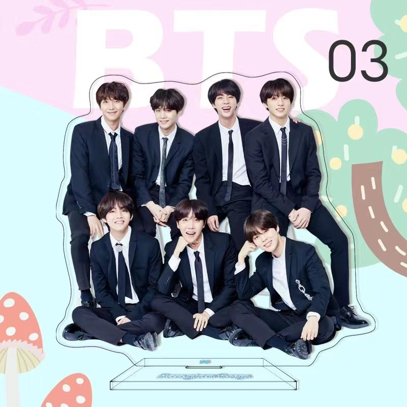 BTS 防弾少年団 アクリルスタンド 台座ありアクスタ JIN SUGA J-HOPE  
