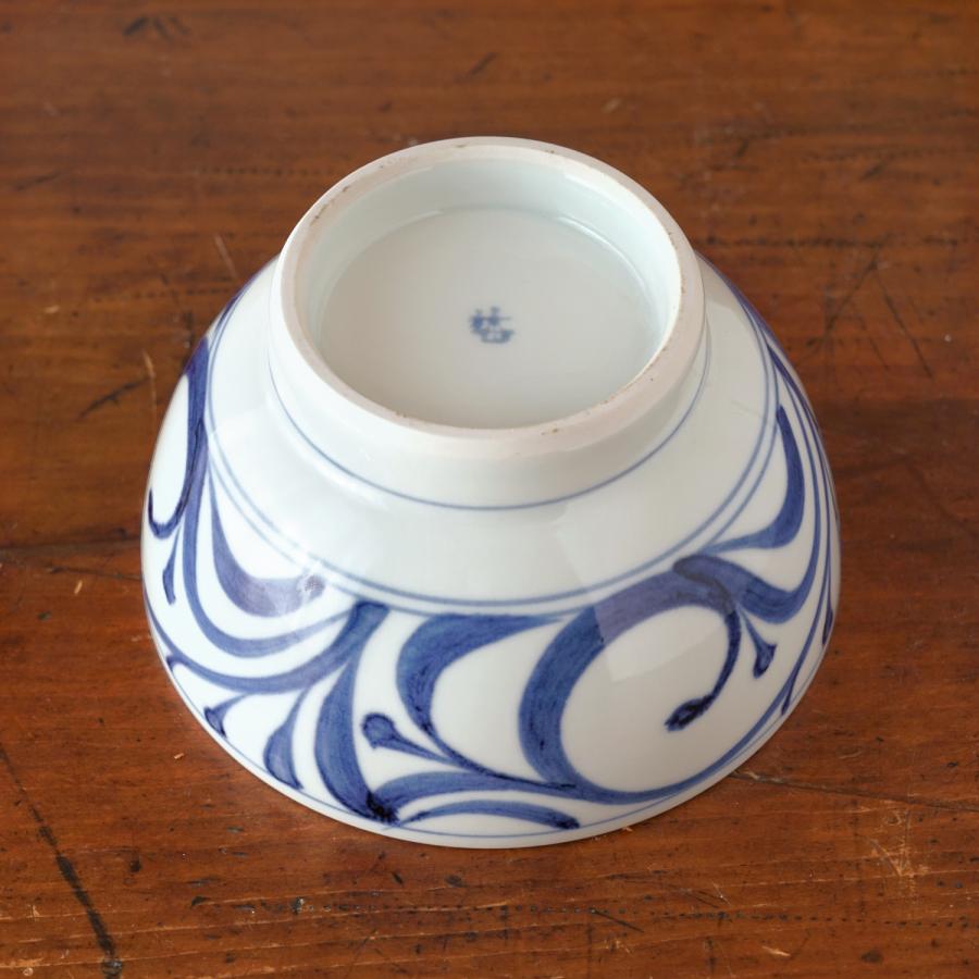 砥部焼 4.5寸丼 唐草 梅山窯 愛媛県産 伝統工芸品 民藝品 食器 キッチン雑貨 ギフト プレゼント 誕生日 お祝い 贈答品 成人祝い |  | 03