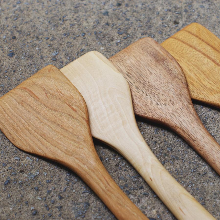 erakko 木べら まっすぐ 選べる樹種 4種類（トチ／くるみ／チェリー／ケヤキ） エラッコ 柴田漆工房 料理道具 調理道具 クリスマス |  | 01