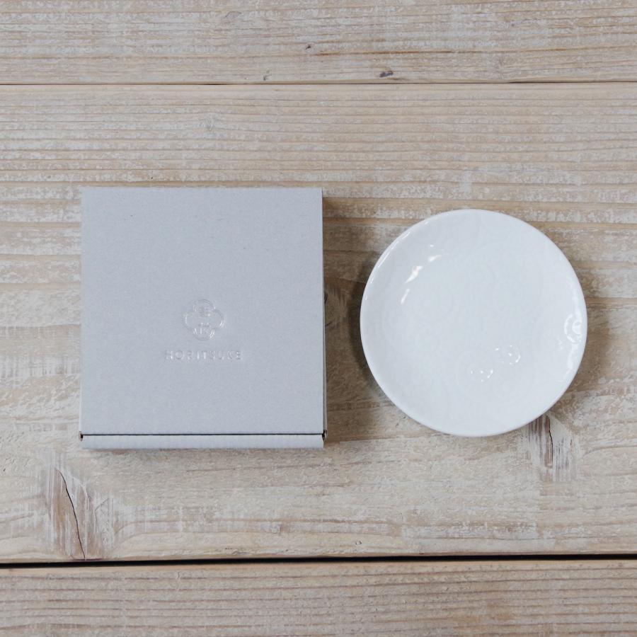 HORITSUKE（彫付） 丸皿 3寸 十草/網/蛸唐草 紙箱入り 豆皿 瀬戸焼 伝統工芸品 民藝品 ギフト プレゼント 誕生日 お祝い 贈答品 敬老の日 |  | 11