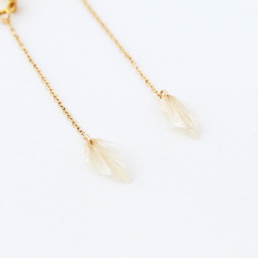 A leaf ピアス 本美濃紙使用 アクセサリー 伝統工芸品 民藝品 ギフト プレゼント 誕生日 お祝い 贈答品 成人祝い |  | 01