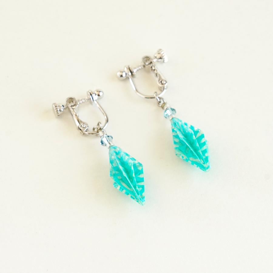 Star Anise イヤリング/ピアス 四海波（ブルー×グレー） 本美濃紙使用 伝統工芸品 民藝品 ギフト プレゼント 誕生日 お祝い 贈答品 成人祝い |  | 02