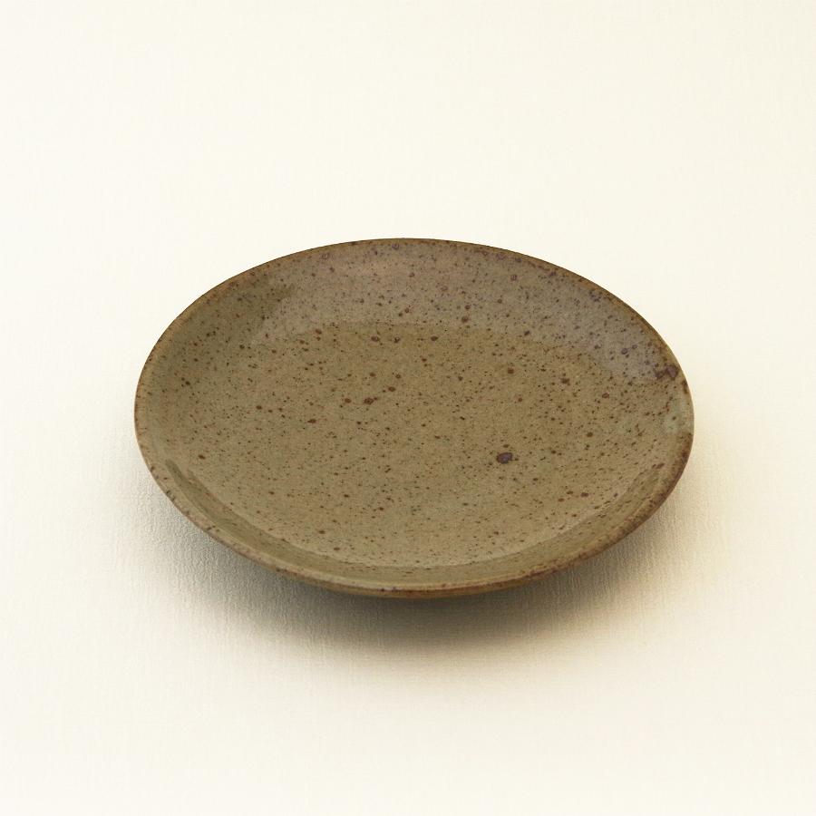常陸窯いそべ陶苑 プレート Φ15 灰釉（RF） 笠間焼 Kasama Pottery 伝統工芸品 民藝品 食器 ギフト プレゼント 誕生日 お祝い 贈答品 敬老の日 |  | 01