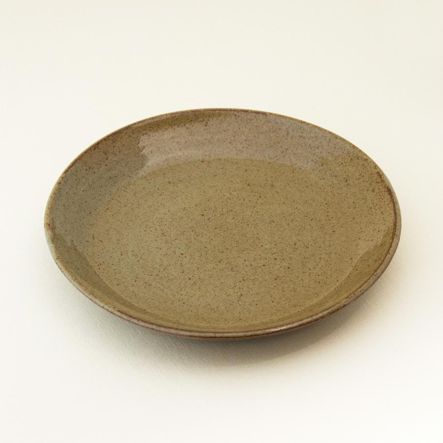 常陸窯いそべ陶苑 プレート Φ24 灰釉（RF） 笠間焼 Kasama Pottery 伝統工芸品 民藝品 食器 ギフト プレゼント 誕生日 お祝い 贈答品 敬老の日 |  | 01