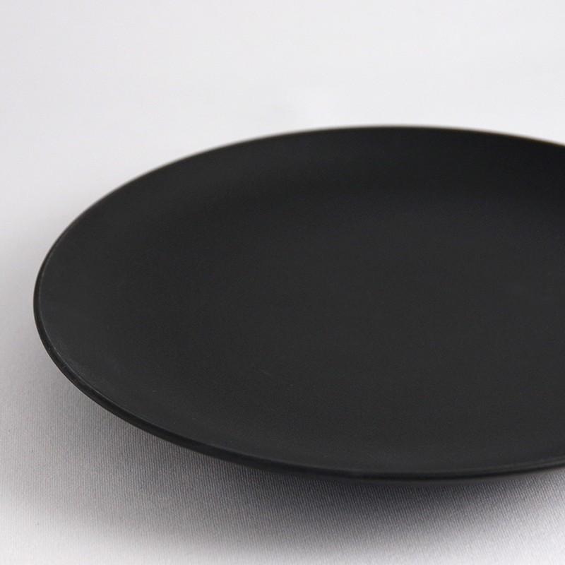 黒照 クロテラス 丸皿 中（Φ200） 大堀相馬焼/雄勝硯 伝統工芸品 民藝