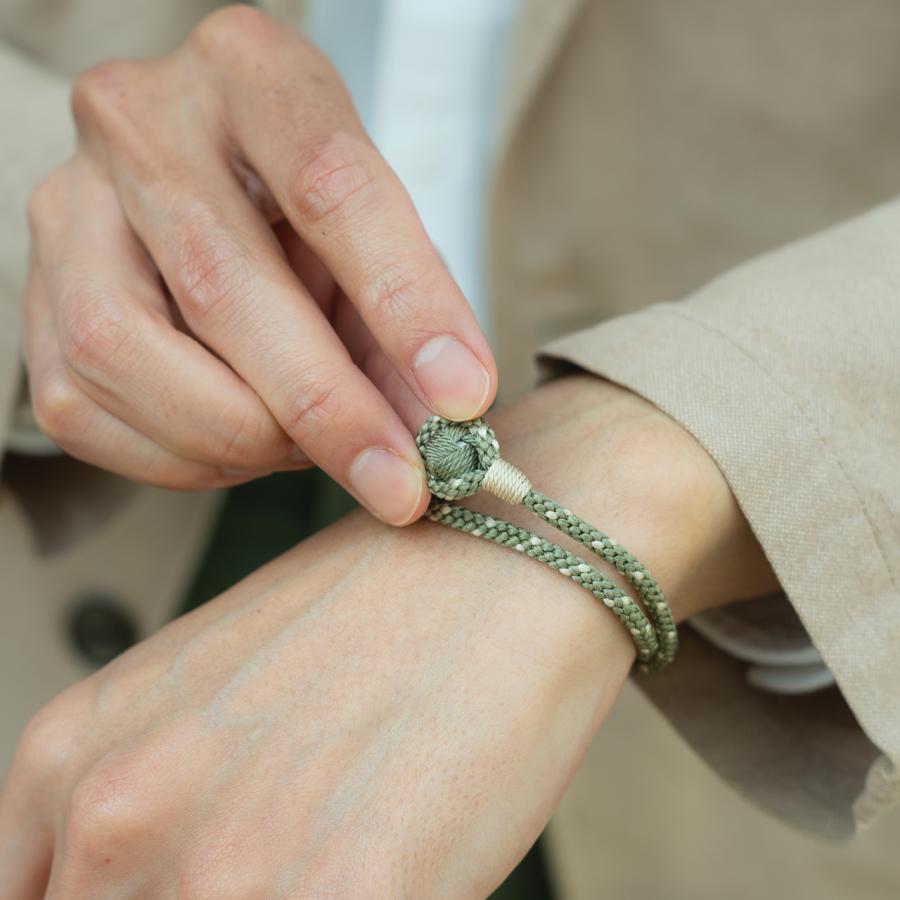 京くみひも 二重巻きブレスレット 別注カラー カーキグリーン 昇苑くみひも 京都 組紐ブレスレット 組紐アクセサリー ギフト プレゼント |  | 07