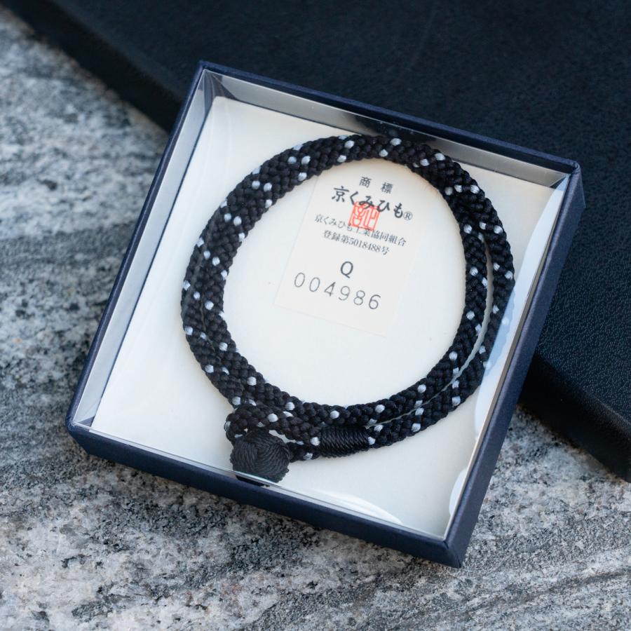 京くみひも 二重巻きブレスレット 別注カラー Urban Black ＜黒＞ 昇苑くみひも 京都 組紐ブレスレット 組紐アクセサリー ギフト プレゼント |  | 02