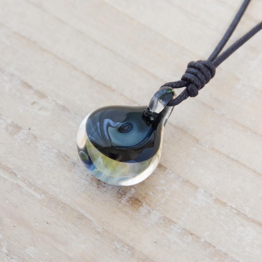Taiga Glass ネックレス ペンダント ボロシリケイトガラス タイガ
