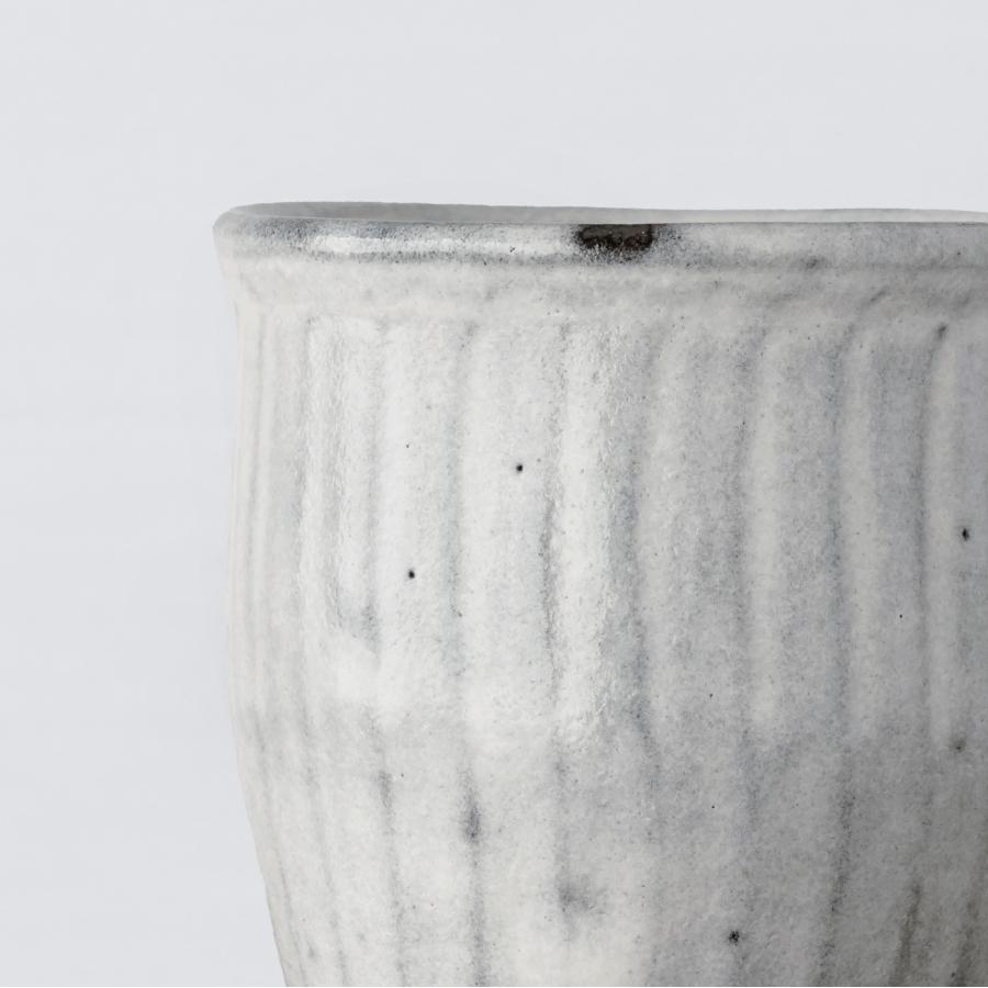 俊彦窯 しのぎ手マグカップ 糠釉 丹波焼 兵庫県 清水俊彦 伝統工芸品 民藝品 食器 ギフト プレゼント 誕生日 お祝い 贈答品 成人祝い |  | 01