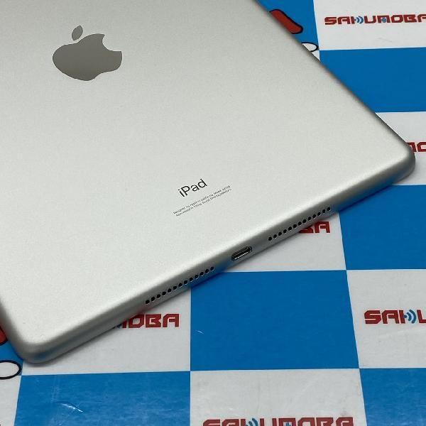 iPad 第7世代 32GB au版SIMフリー バッテリー97% 極美品 中古[27676675