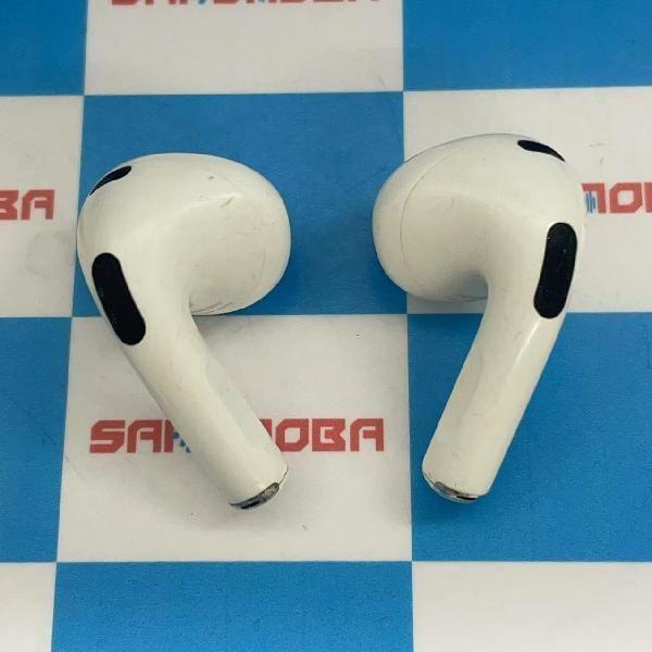 当日発送可 Apple AirPods 第3世代 MagSafe充電ケース付き MME73J/A