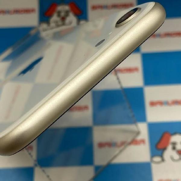 当日発送可iPhoneSE 第3世代 128GB docomo版SIMフリー スターライト