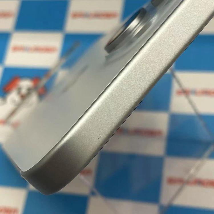 iPhone15 256GB ブルー MTMR3J/A SoftBank版SIMフリー極美品 中古