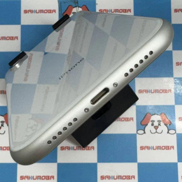 iPhoneXR 64GB ホワイト MT032J/A SIMロック解除済 SoftBank 中古