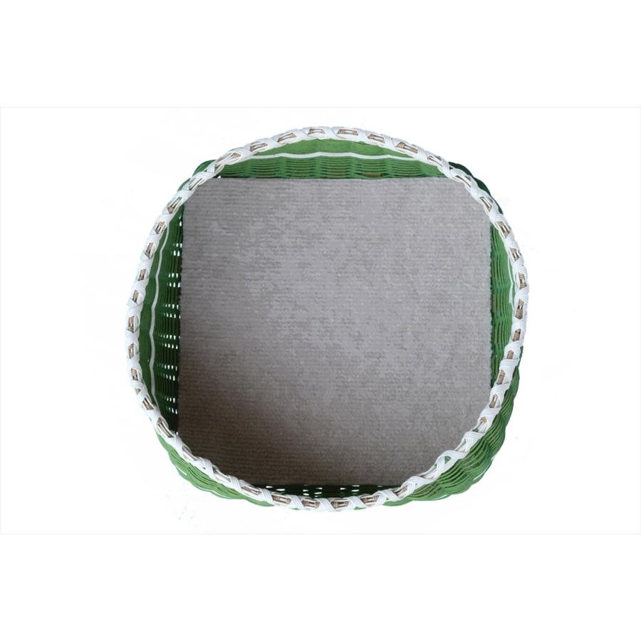 安心の日本製　　ネコちゃんワンちゃんのクーファン （Mサイズ）色名：煎茶グリーン　　シンプルなデザインとカラーのベッドです。 |  | 02