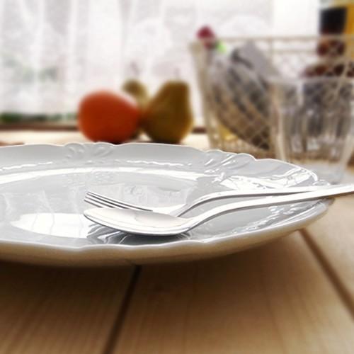 クイーン 27cm プレート 白 おしゃれ 大皿 パスタ皿 絵付け皿