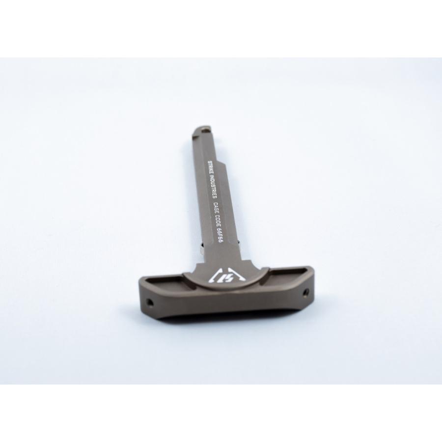 STRIKE INDUSTRIESタイプ チャージングハンドル Gold-Gold【ポスト投函