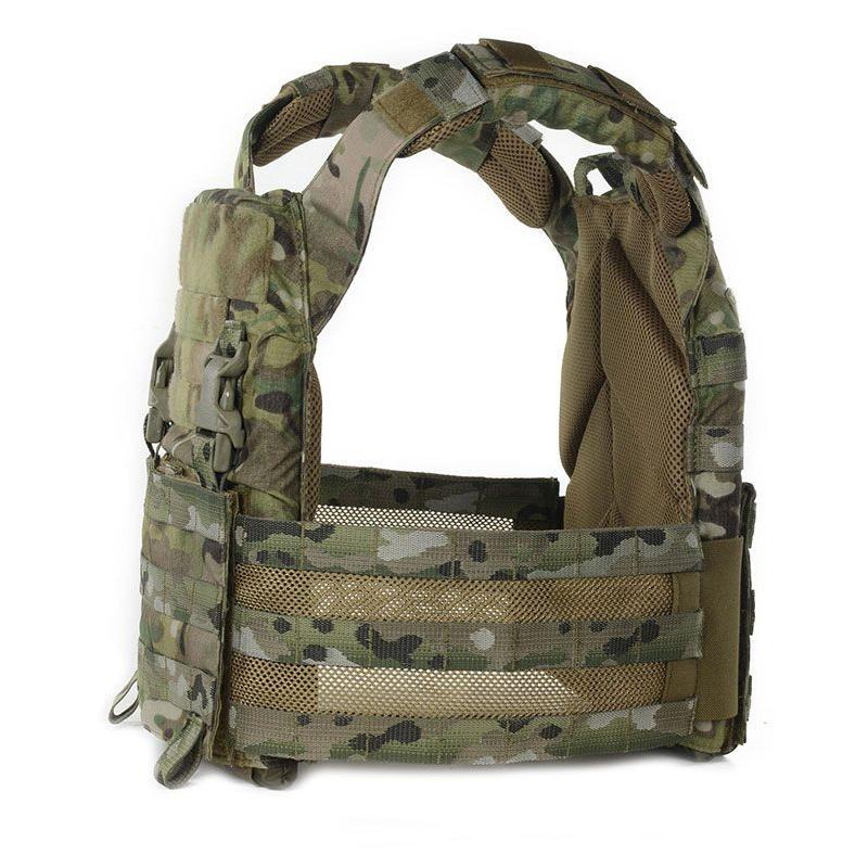 Chase Tactical Lightweight Operational Plate Carrier / LOPC プレートキャリア 実物US Mil-Spec IR処理の画像
