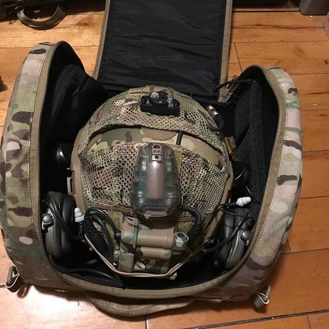 ヘルメットバッグ 実物生地 / マルチカム TWINFALCONS : MILITAC
