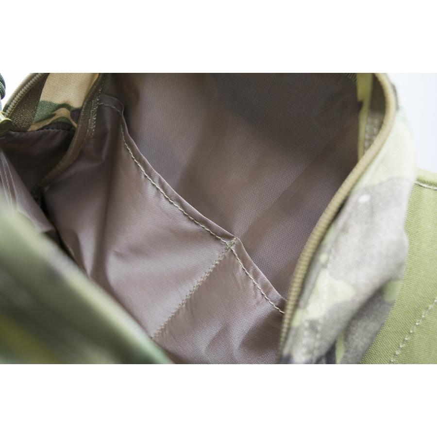 Little Bat Backpack」 可愛い迷彩リュック 羽付き マルチカム