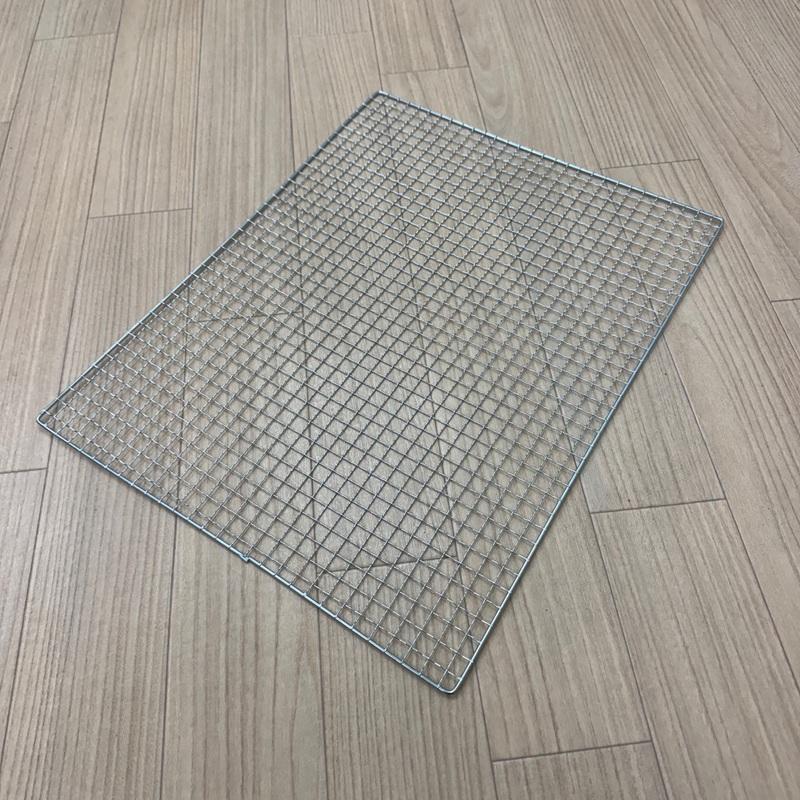 (80枚入特価) バーベキュー網 45×35cm 廉価アミ (使い捨てタイプ) NA35 450×350ｍｍ BBQ網 廉価タイプ 焼き網の画像