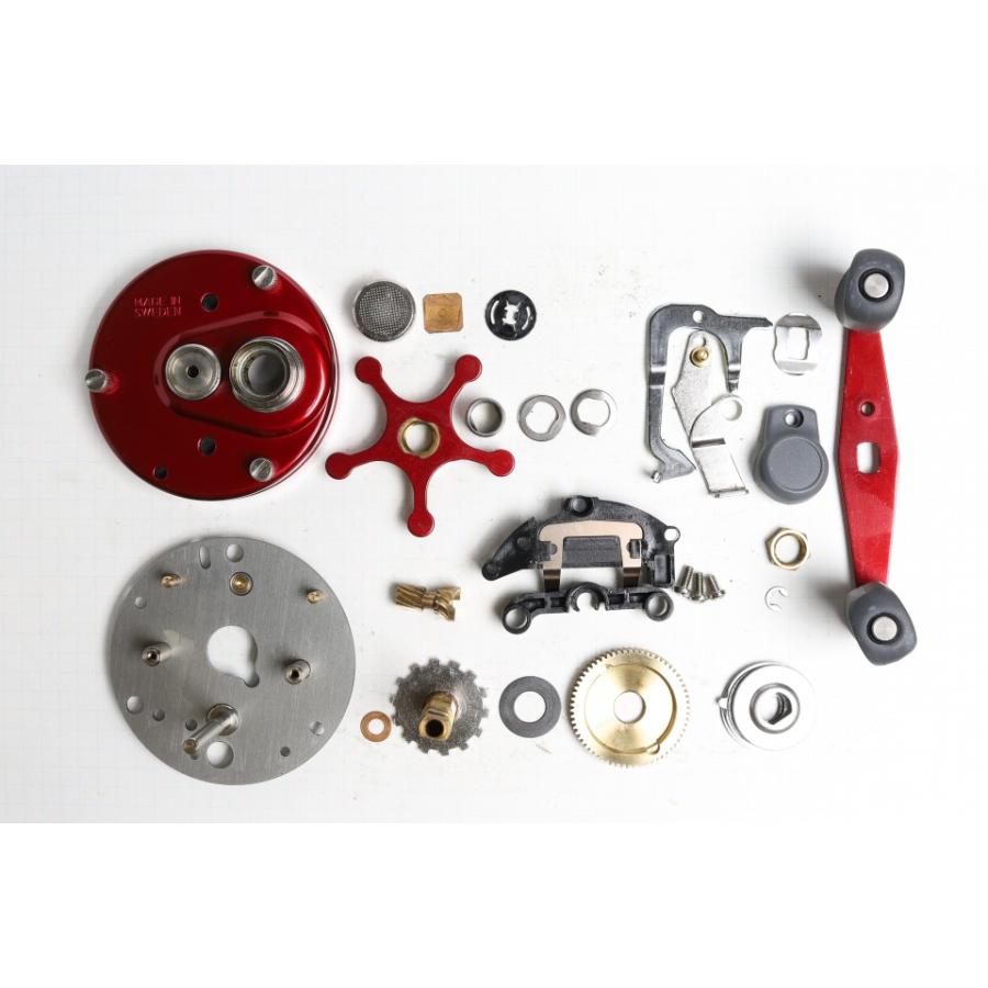 アブガルシア アンバサダー5000 両軸リール 新品・未使用品) アブガルシア アンバサダー 5000AL 81年