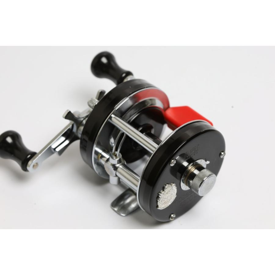 Abu Garcia アブガルシア アンバサダー 5600C 770400 赤ベロ