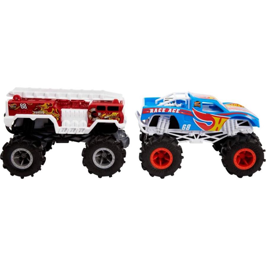 贈り物 Hot Wheels RC Monster Trucks 2-Pack， 1 Race Ace & 1 HW 5-Alarm in 1:24 Scal