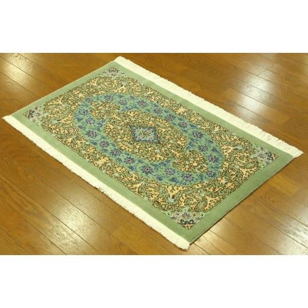 へイベ イラン 草木染め ペルシャ絨毯