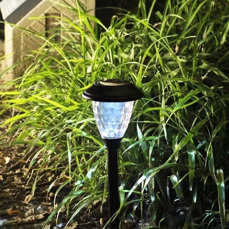 ソーラーライト 埋め込み式 LED芝生ライト 夜間照明 ソーラー プラグインガーデンライト 芝生ランプ 4本SET｜tahuna-shop