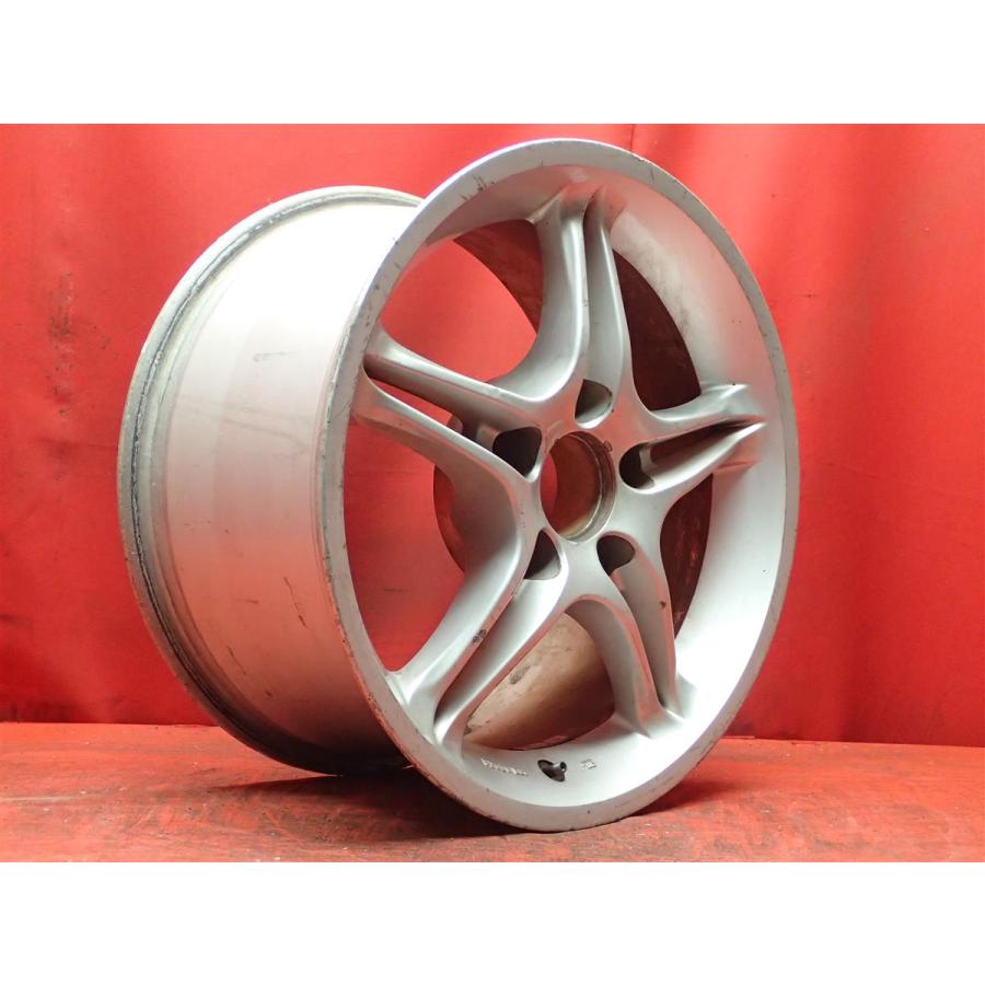AVS★8J×16 35★114.3希少ホイール2本セット★225 50R16★ 軽量 】 単品 社外 ホイール 1本 AVS VS-5 ☆ 8J-16 PCD114.3 5穴 +35